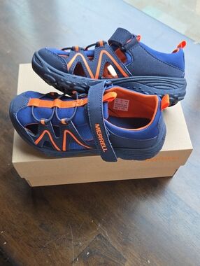 Merrell Size Junior 6 Kids Navy with Orange Trim Water Sandals NEW